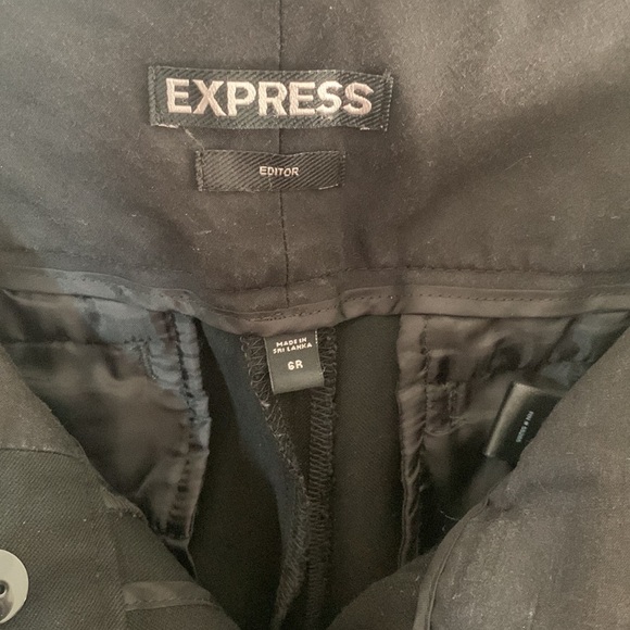 Express dress pants in black size 6. - Picture 3 of 4